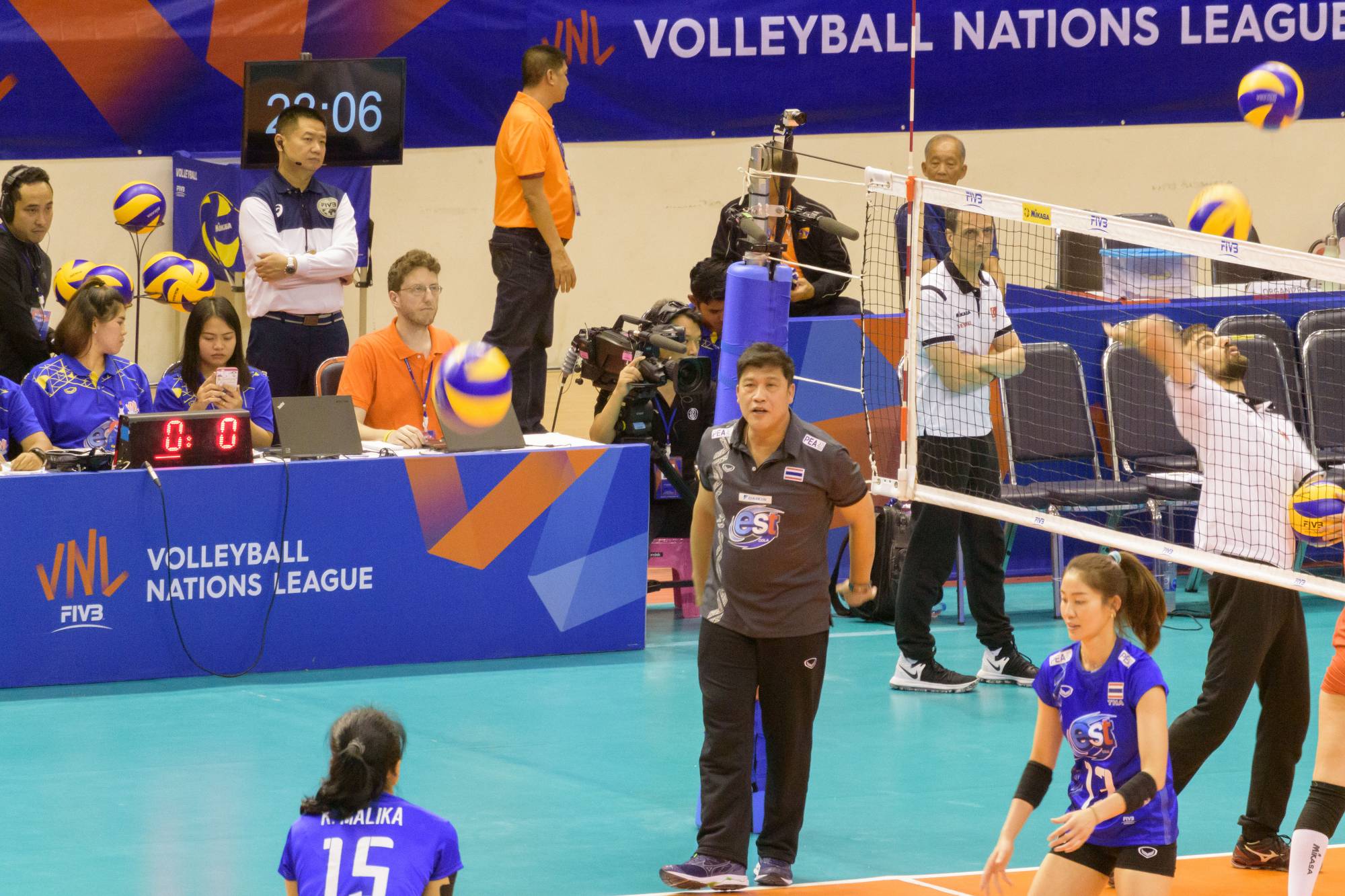 2018-korat-nakhonratchasima-vnl-volleyball-japan-korea-thailand-turkey-day2